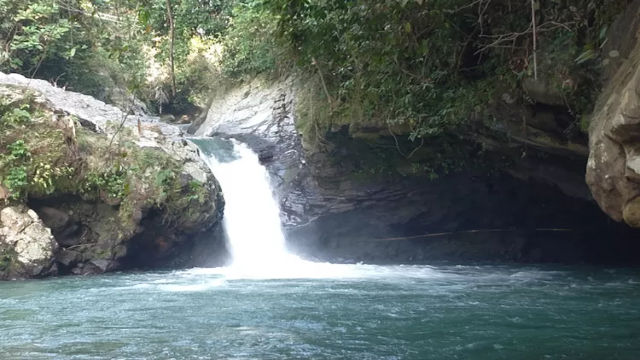 Menyelami Keindahan Curug Masigit di Jawa Barat